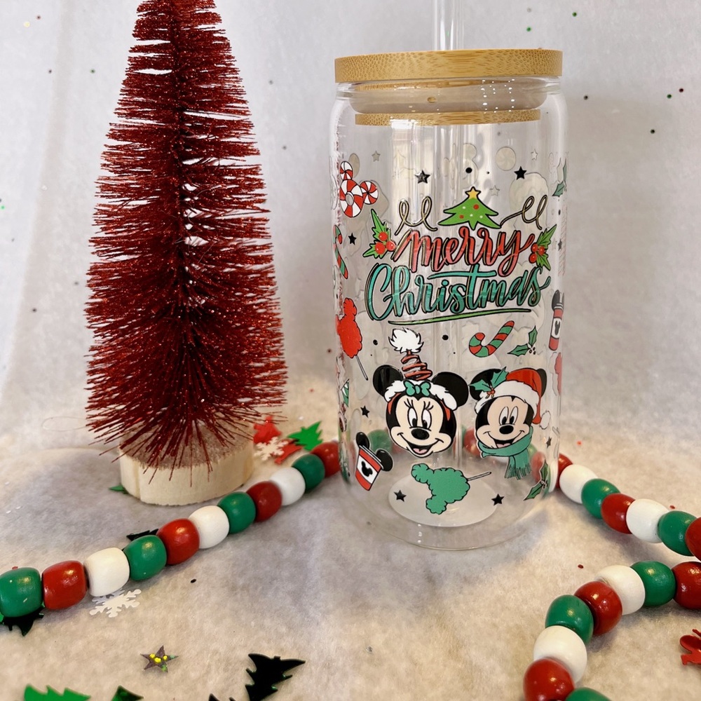 Mickey mouse christmas Glass cup
